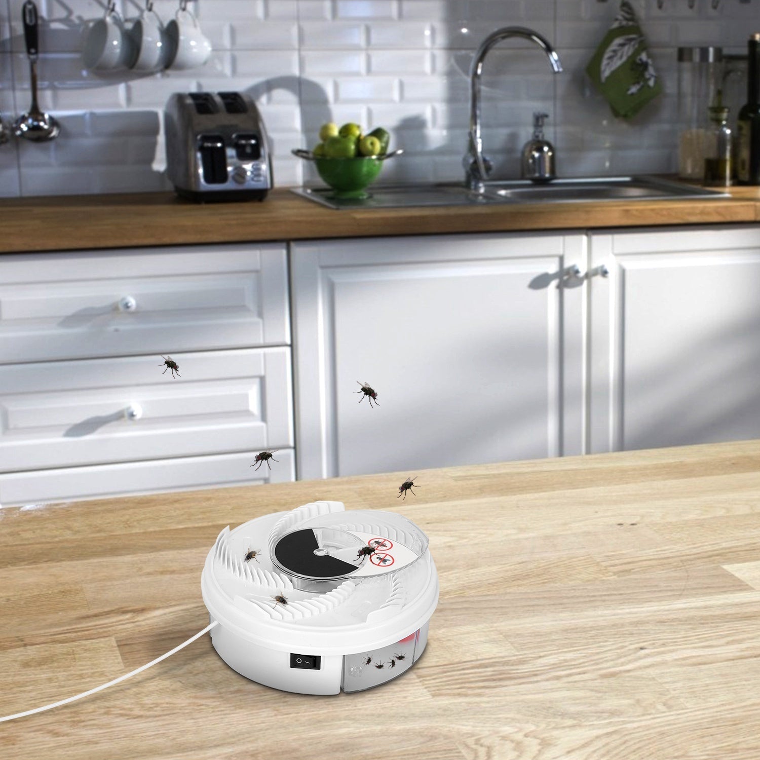 USB Electric Fly Trap – Automatic Rotating Fly Catcher & Pest Repellent for Home & Kitchen